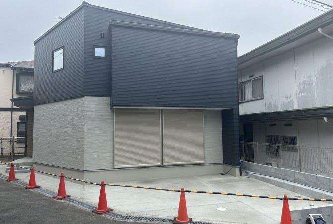 【高槻市日吉台四番町 分譲地】外構工事が完了しました!ぜひご見学ください。