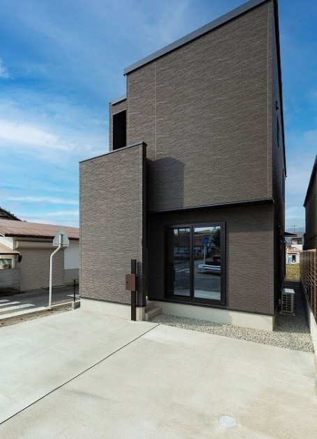 三角垂れ壁が可愛いパントリーからの家事動線にこだわったお家