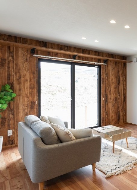 サブウェイタイルやクロスにこだわったヴィンテージスタイルの家